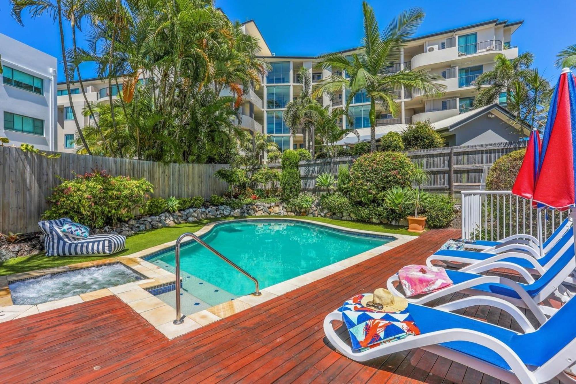 Aparthotel Ocean Vista On Alex Alexandra Headland Exteriér fotografie